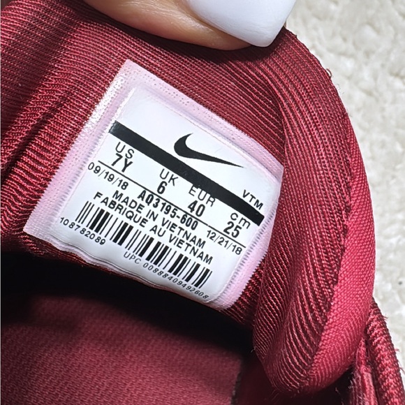 NIKE AIR MAX 720 GS IRON MAN CRIMSON RED BRONZE GOLD 270 7Y/8.5 Womens - Picture 5 of 6